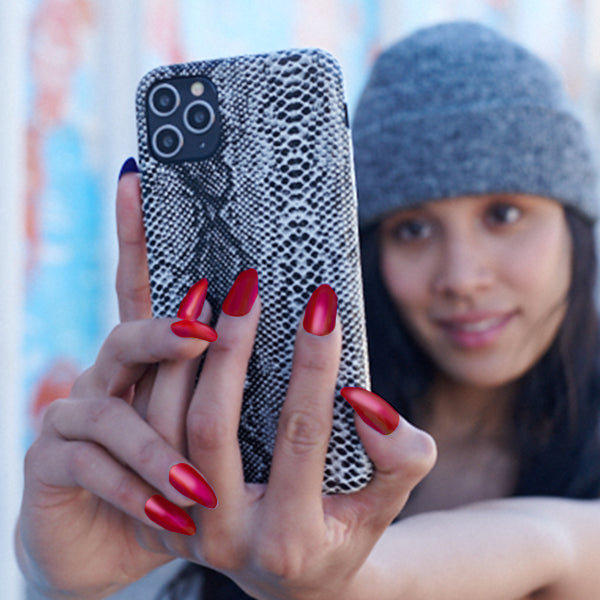 Snake Grey Case IPhone 12/12 Pro